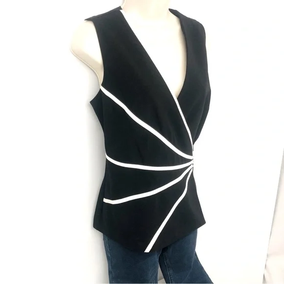 Sheri Martin New York Black White Sleeveless Top - Picture 7 of 16